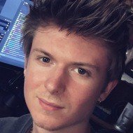 Arcade Warrior, 24 (YouTube-ster)