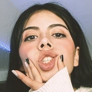 areliloaiza, 23 (TikTok明星)