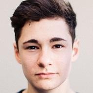 Aria Shahrokhshahi, 29 (Star di YouTube)