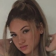 Arianna Colon, 23 (TikTok明星)
