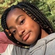 Ariel Gray, 19 (TikTok Star)