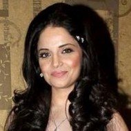 Armeena Khan, 36 (电视女演员)