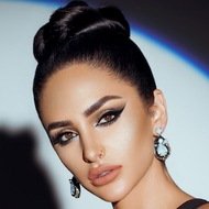 Ashley Holm, 34 (Makeup Artist)