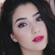 Ashley Settingiano, 30 (Star di YouTube)