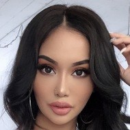 Ashley Vee, 37 (Instagram Star)