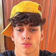 Auden Barnes, 21 (TikTok Star)