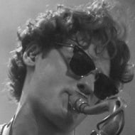 Augie Bello, 26 (Saxofonista)