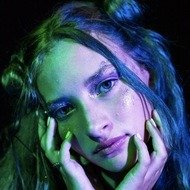 Au/Ra, 23 (流行歌手)