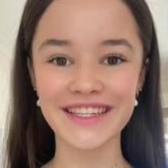 Aurelia Hills, 16 (TikTok明星)