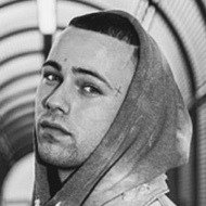 Austin Corini, 28 (Guitarrista)