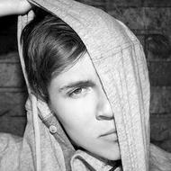 Austin McKenzie, 30 (舞台演員)