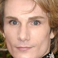 Austin Scarlett, 42 (Stilista di moda)