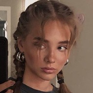 Ava Lunden, 20 (Instagram明星)
