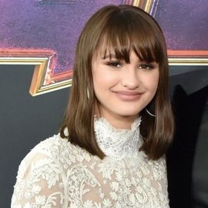 Ava Russo, 23 (Membro della famiglia)