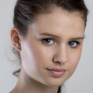 Avery Konrad, 30 (TV Actress)