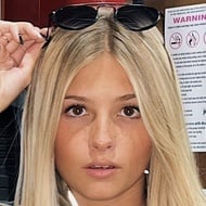 Avery Leroy, 20 (TikTok明星)