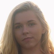 AwesomeElina, 26 (YouTube Star)