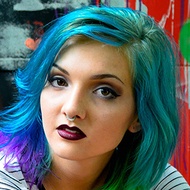 Ayalla Karina, 26 (Instagram Star)