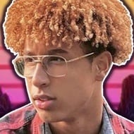 AYD, 20 (Estrella de YouTube)