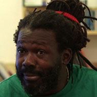 Baba Sissoko, 62 (鼓手)