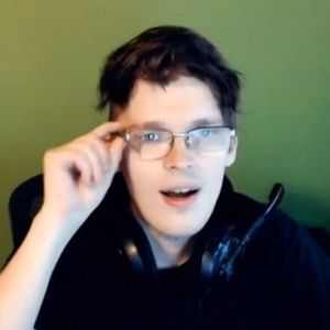 BadBoyHalo, 30 (YouTube Star)