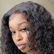 Badgyalcam, 27 (TikTok明星)