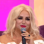 Banu Alkan, 67 (电影女演员)