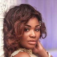 Barbara Kanam, 50 (Cantante di musica mondiale)