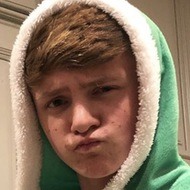 Barrett Willingham, 22 (Estrella de TikTok)