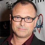 Barry Levy, 53 (Сценарист)