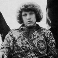 Barry Melton, 78 (Guitarist)