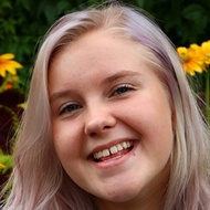 Beatrice Reiman, 25 (YouTube明星)