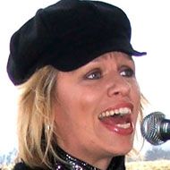 Beccy Cole, 53 (Кантри-Певец )