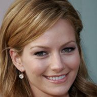 Becki Newton, 45 (電視女演員)