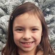 Bella Boo, 13 (YouTube Star)