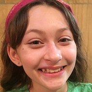 Bella SuperDuperKidsBlog, 19 (YouTube明星)