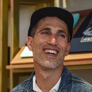 Benny Gold, 49 (Diseñador de Modas)