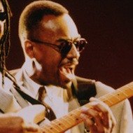 Bernard Edwards (1952 - 1996) (Bassista)
