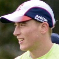 Bernie Vince, 40 (Futbolista australiano)