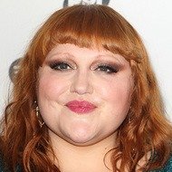 Beth Ditto, 43 (Ca sĩ nhạc Rock)