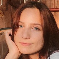 Bethany Struble, 31 (Blogger)