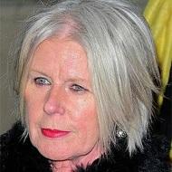 Betty Jackson, 74 (时装设计师)