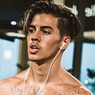 Biel, 27 (Pop Singer)