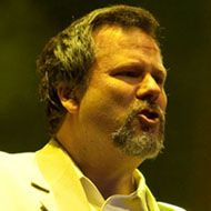 Billy Gould, 60 (贝斯手)