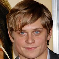 Billy Magnussen, 38 (電影演員)