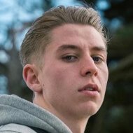 Billy Price, 25 (電視演員)