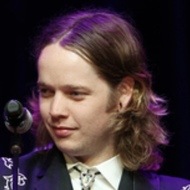 Billy Strings, 33 (吉他手)