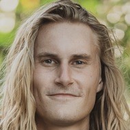 Bisayang Hilaw, 32 (YouTube Star)