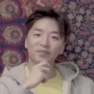 Bizzy, 44 (说唱歌手)