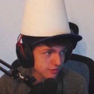 BlueDeww, 24 (Звезда Youtube)